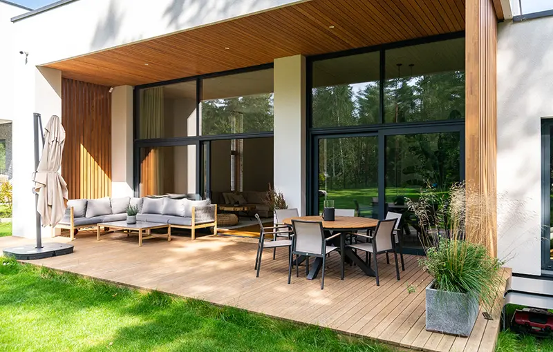 Holzterrasse